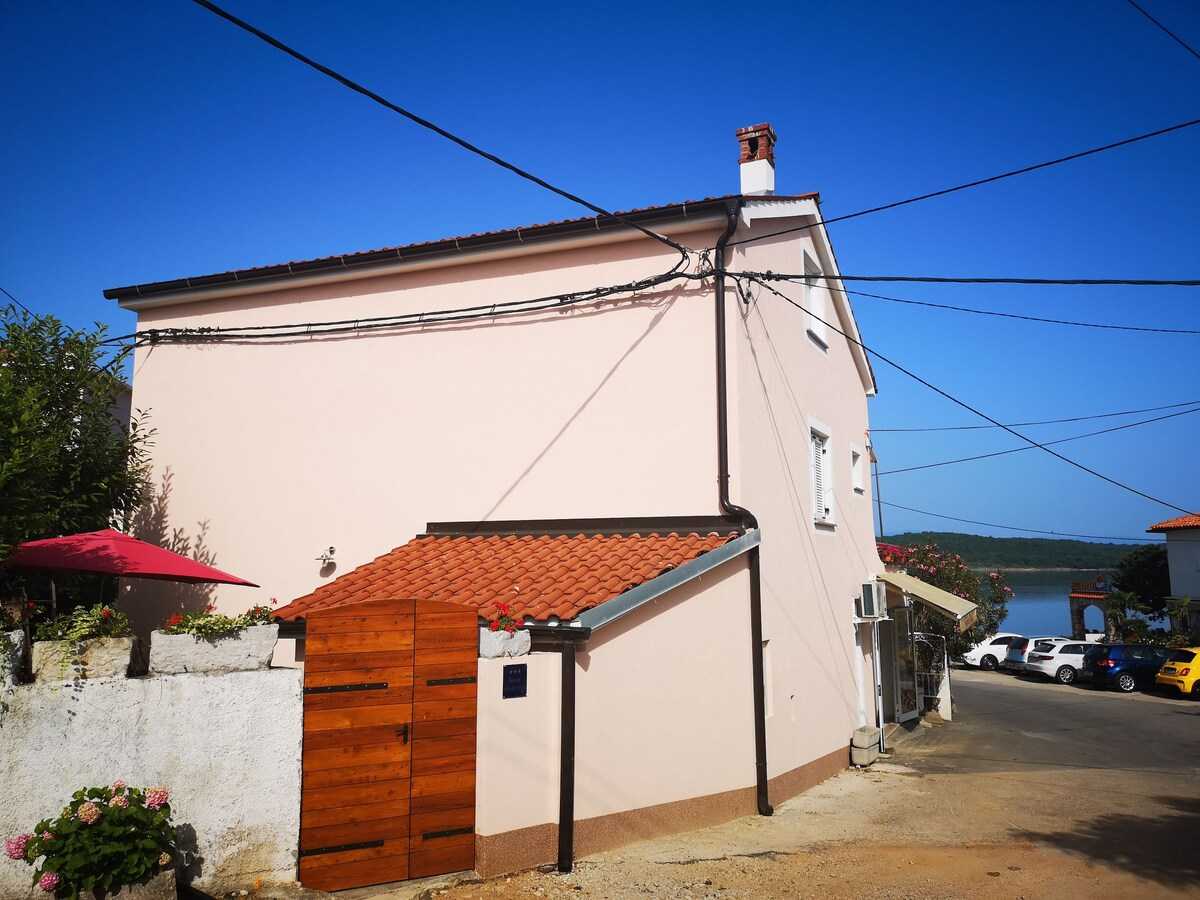 Apartment Ticak (60255-A1)