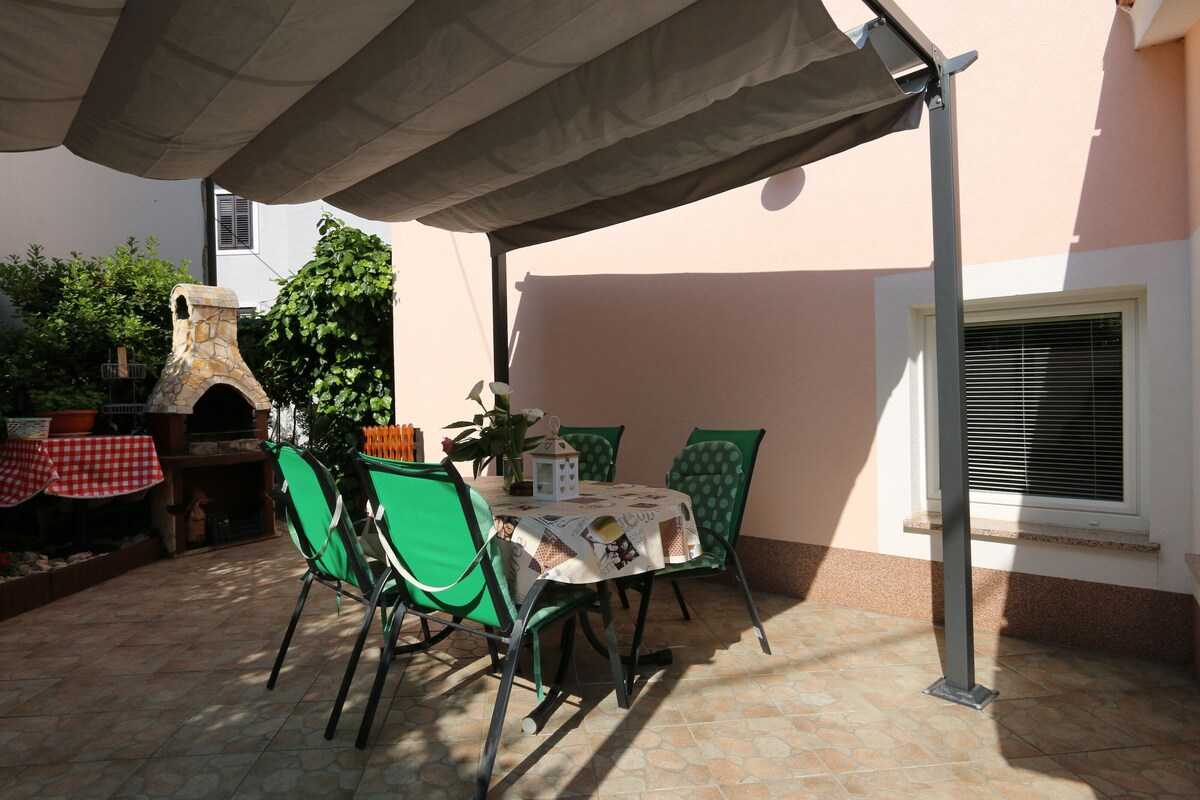 Apartment Ticak (60255-A1)
