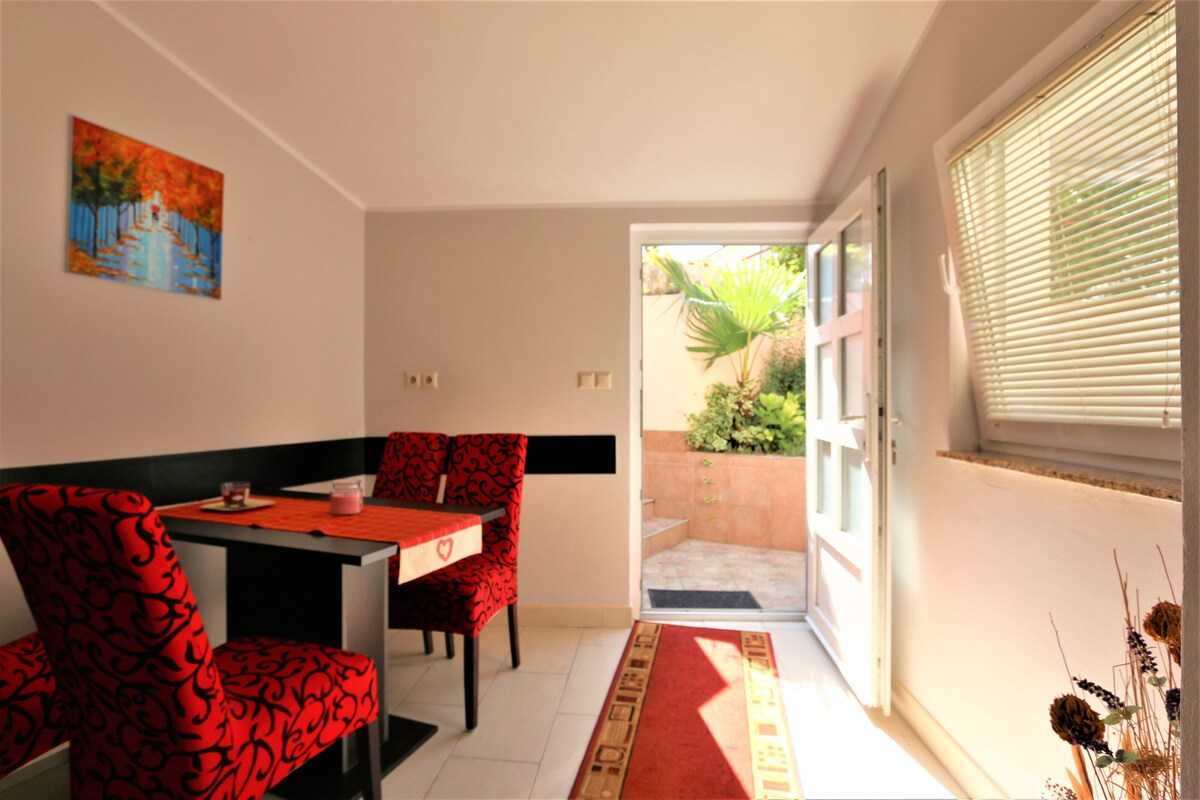 Apartment Ticak (60255-A1)