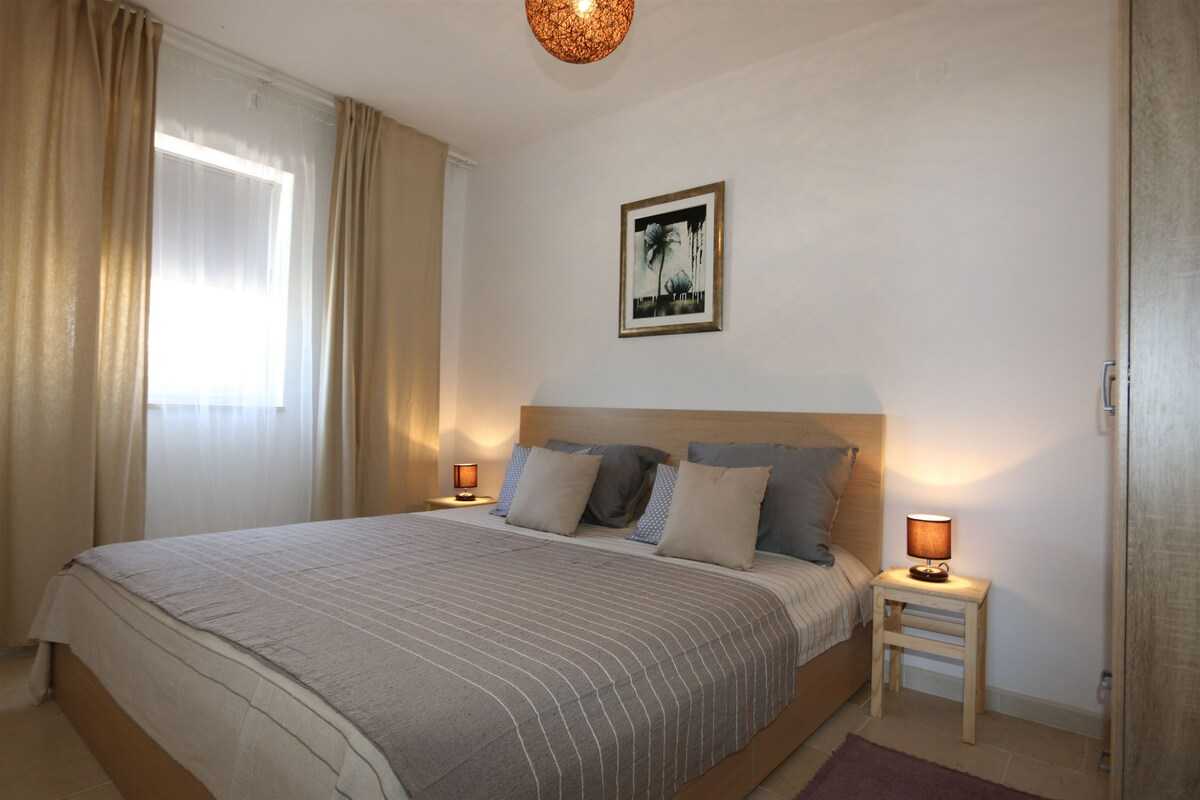Apartment Baresic (36264-A1)