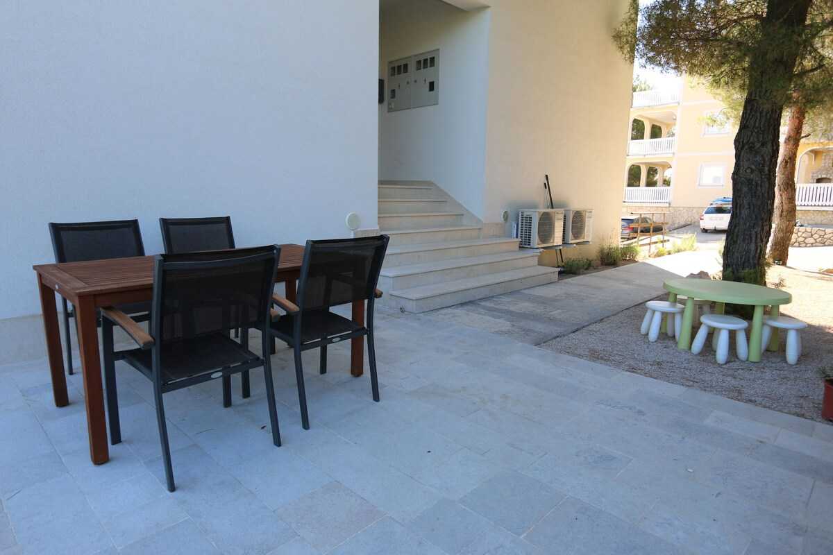 Apartment Baresic (36264-A1)
