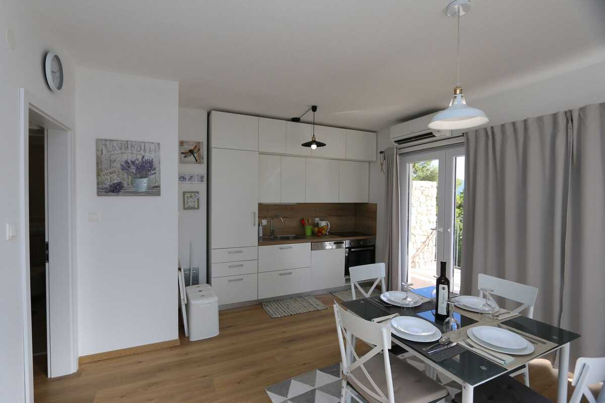 Apartment Baresic (36264-A2)