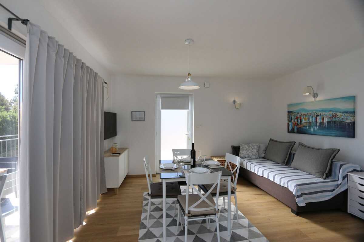 Apartment Baresic (36264-A2)