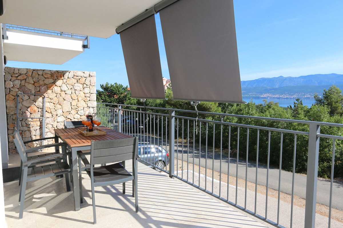 Apartment Baresic (36264-A2)