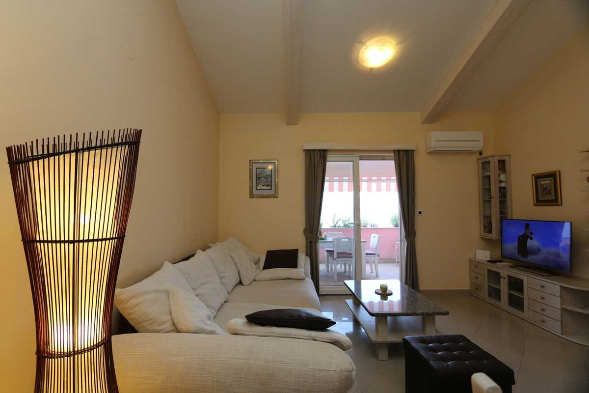 Apartment Klimno View Point (49852-A1)