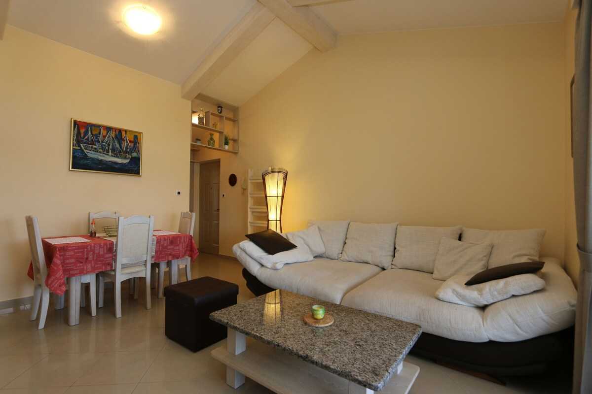 Apartment Klimno View Point (49852-A1)