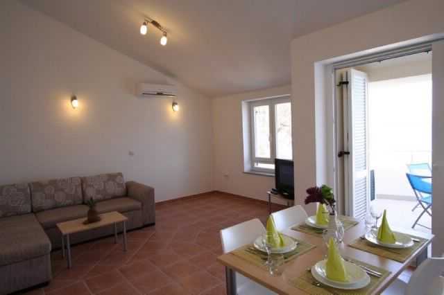 Apartment Djakovic (10034-A5)
