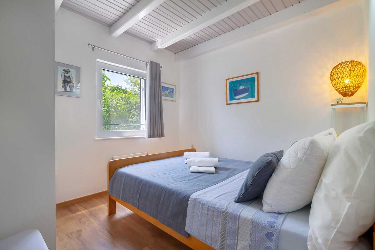 Apartment Marija Spina (10054-A1)