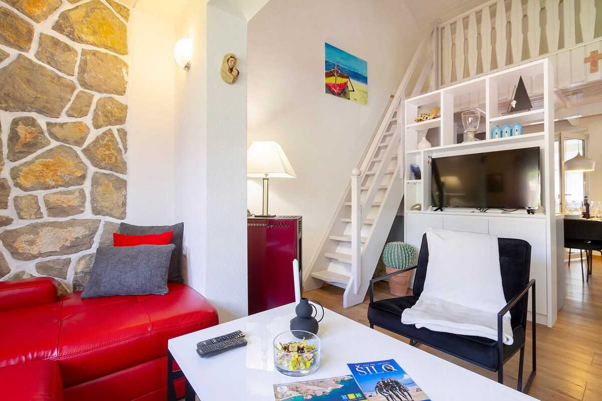 Apartment Marija Spina (10054-A1)