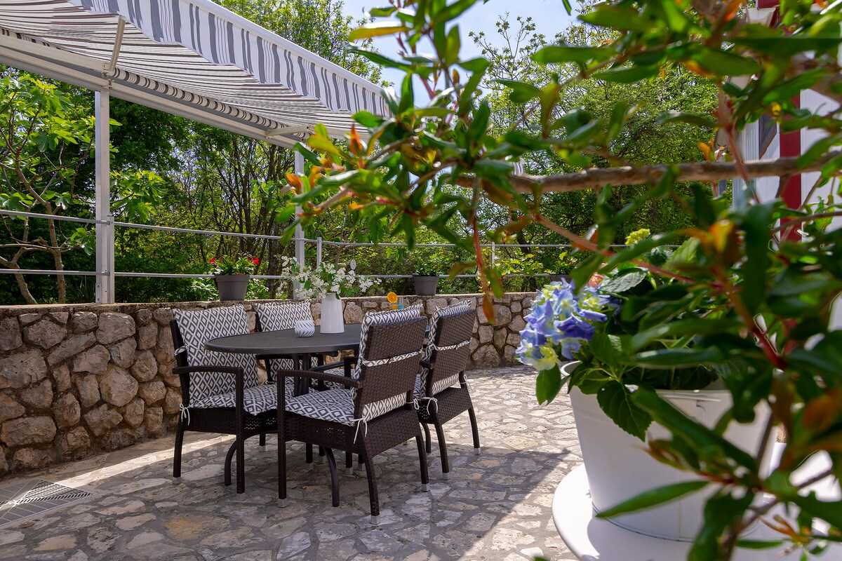 Apartment Marija Spina (10054-A1)