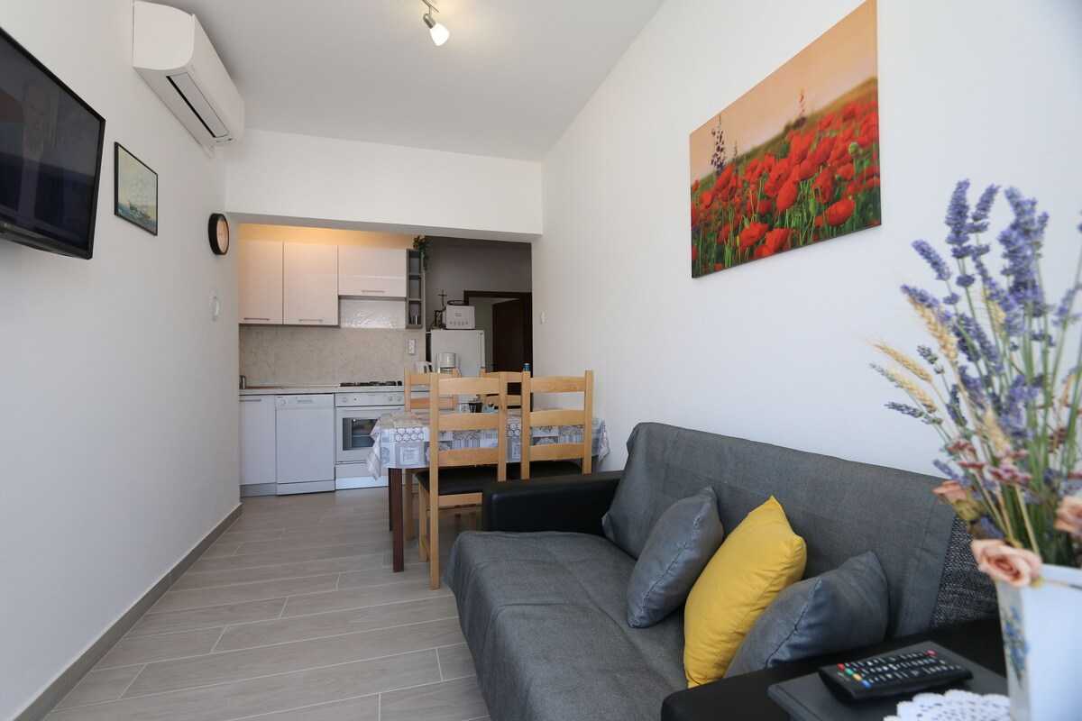 Apartment Fugosic Željka (60241-A1)