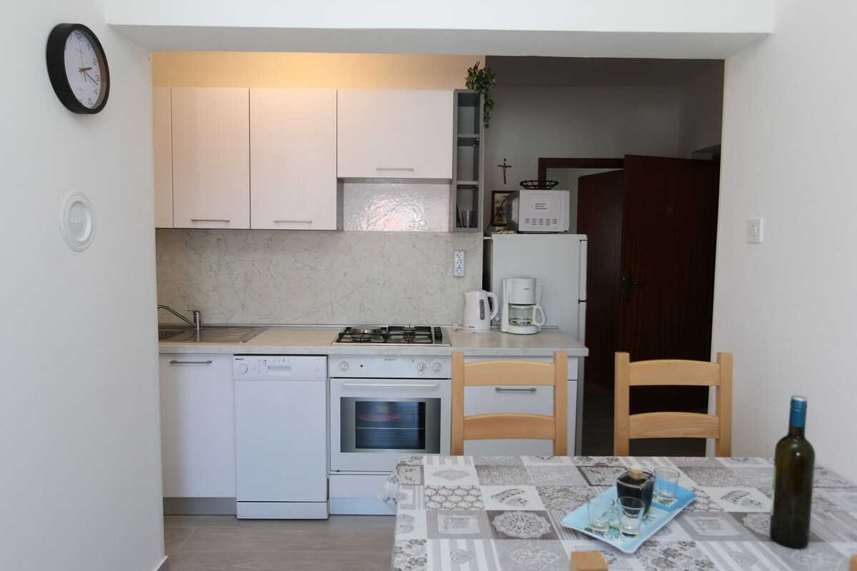 Apartment Fugosic Željka (60241-A1)