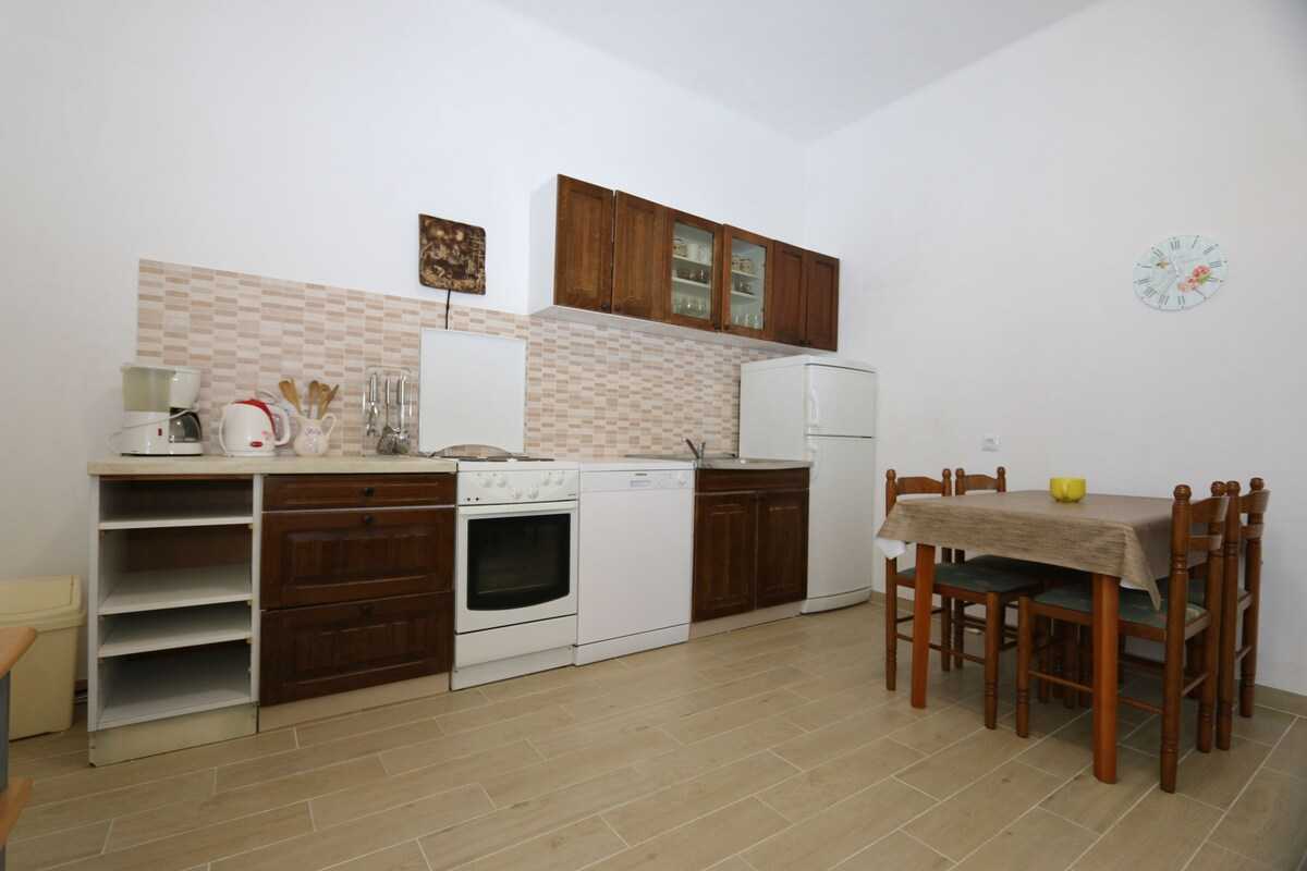 Apartment Car Zorica (60261-A1)