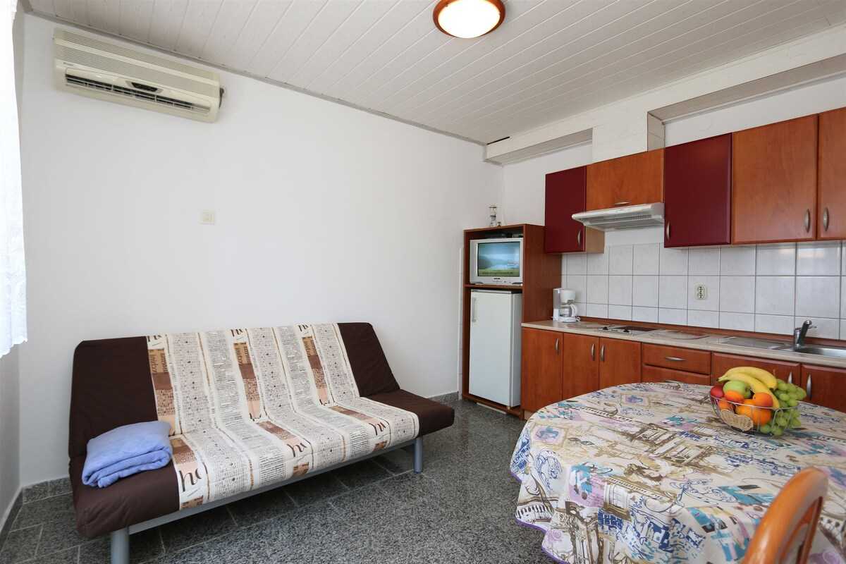 Apartment Jelenovic Ivana (10078-A1)