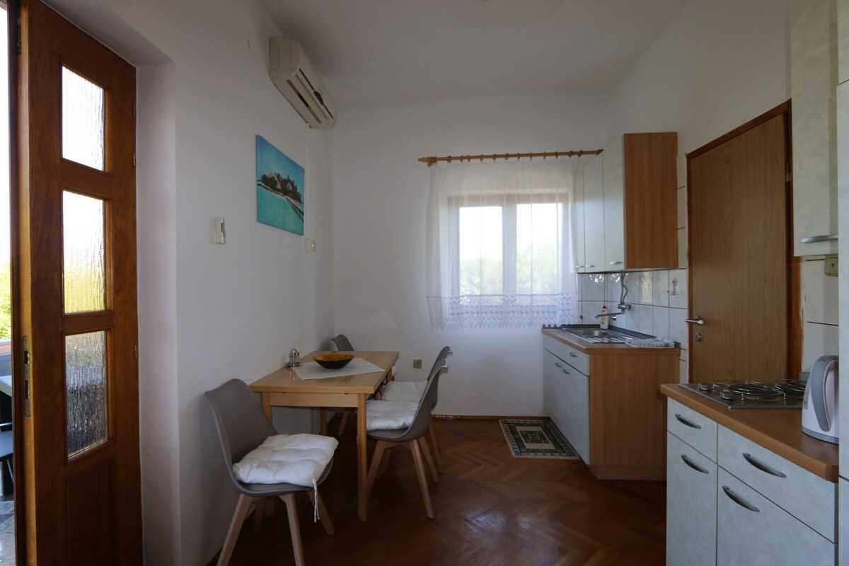 Apartment Čekić (36263-A1)