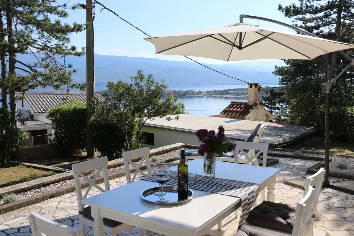 Image of House Val (10039-K1)