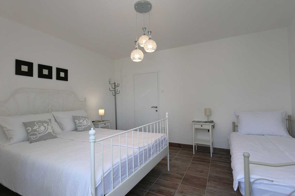 House Val (10039-K1)