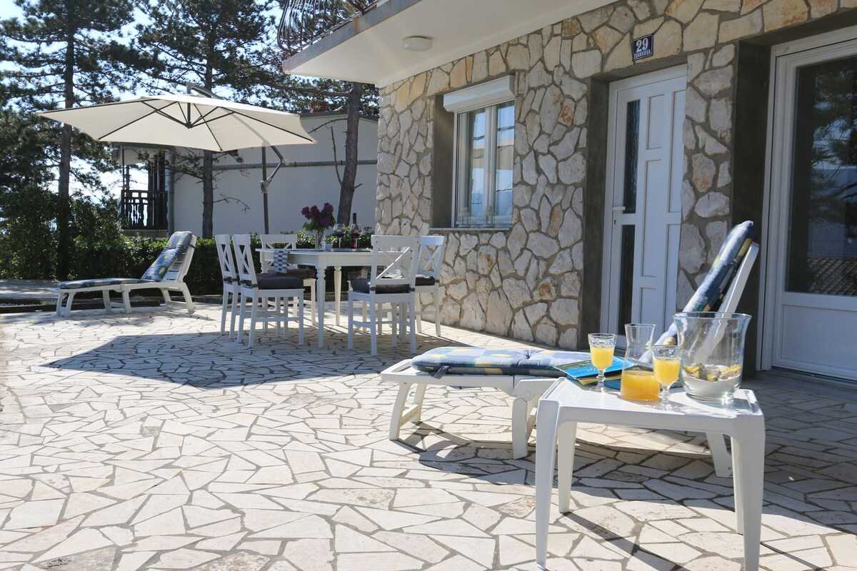 House Val (10039-K1)