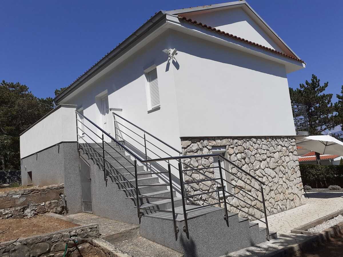 House Val (10039-K1)