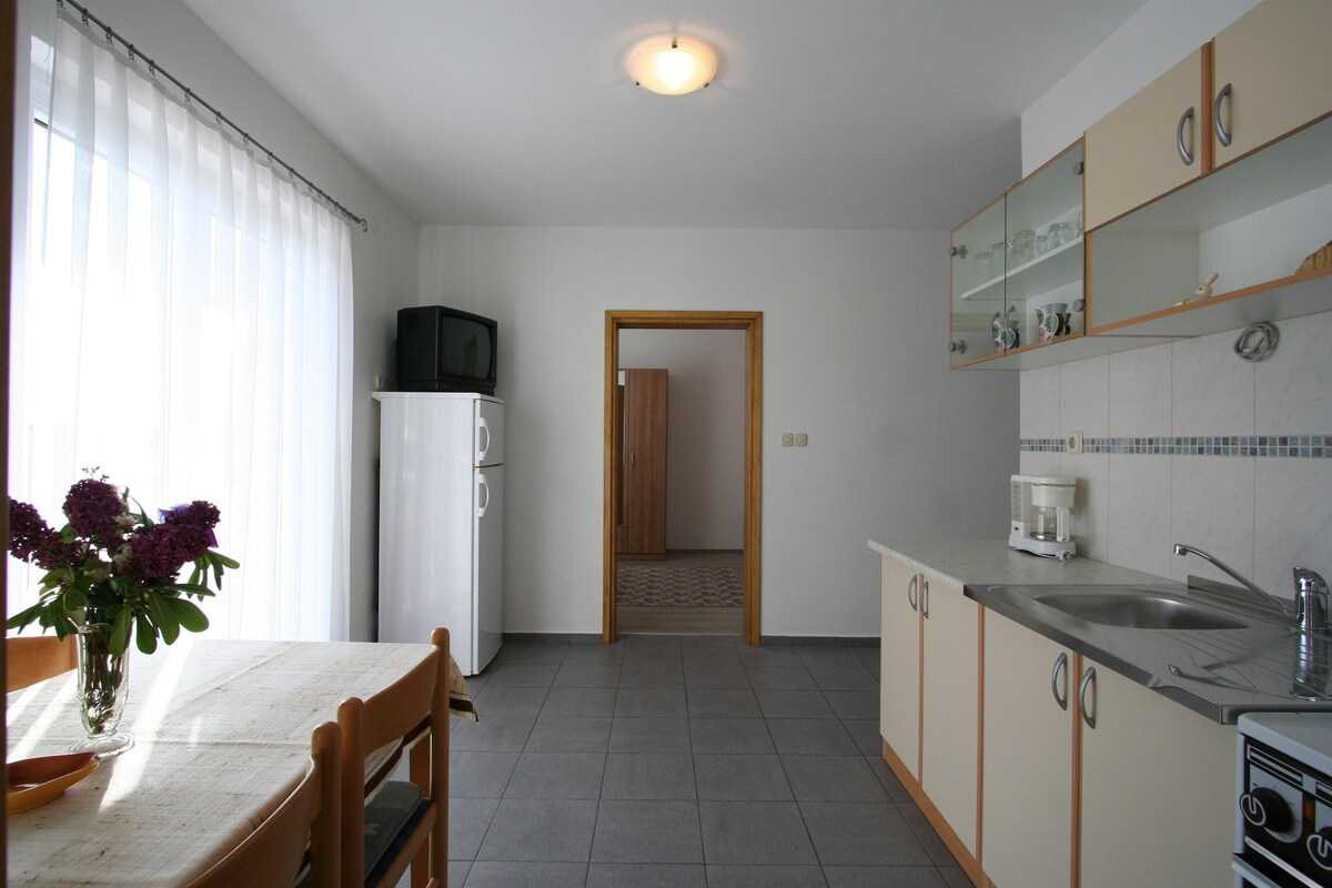 Apartment Mihalić (10070-A3)