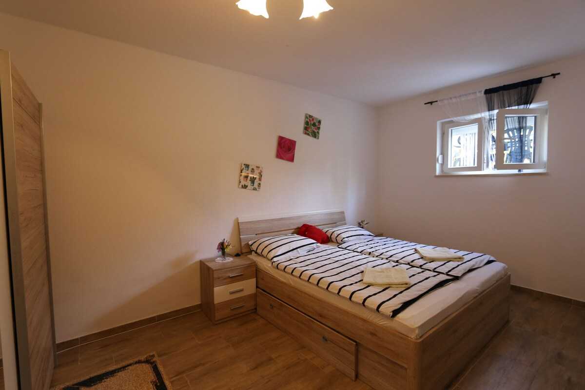 Apartment Čekić (36263-A2)