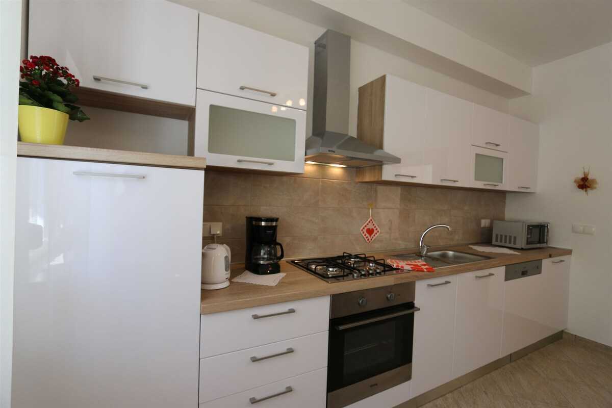 Apartment Car Marica (86119-A1)