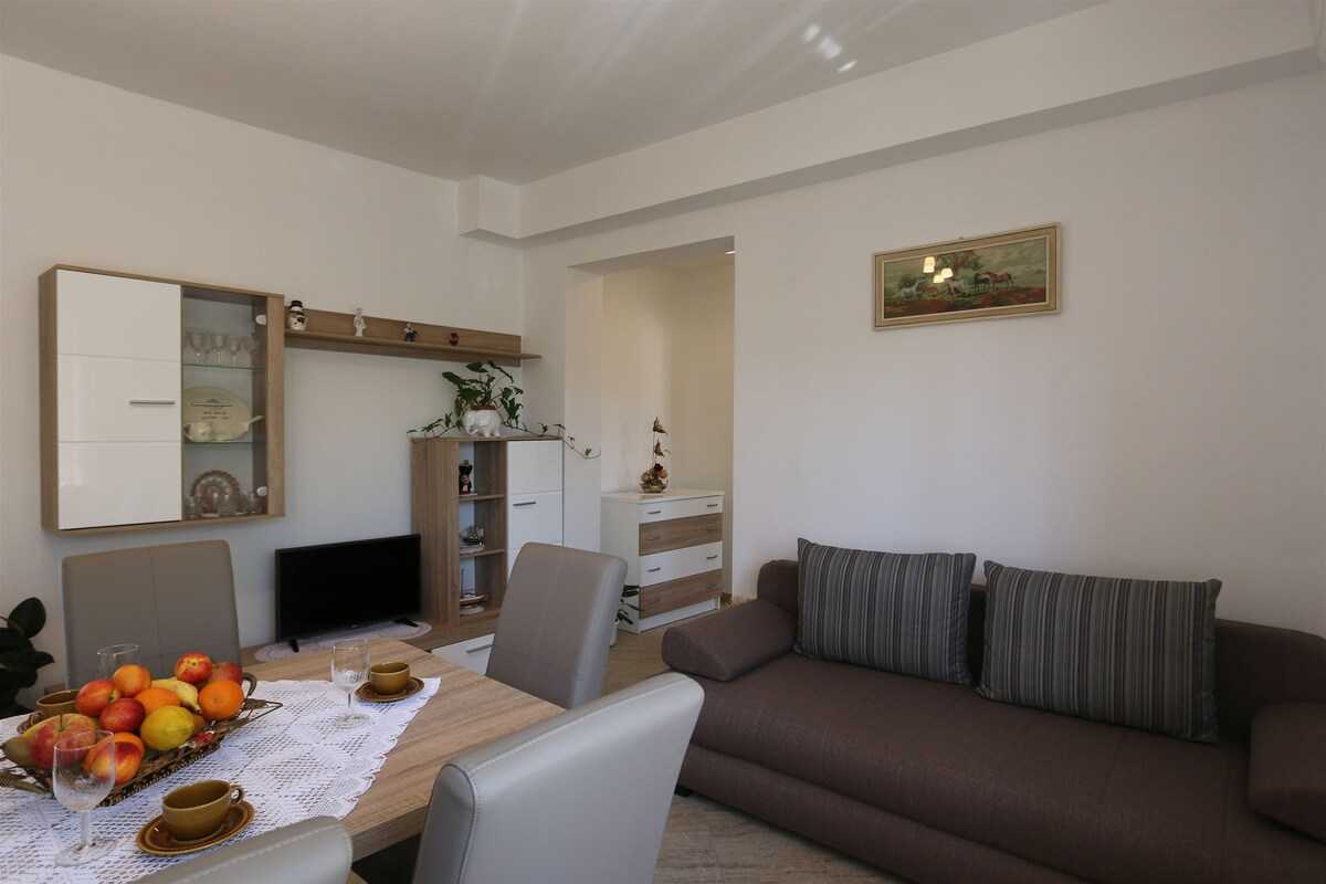 Apartment Car Marica (86119-A1)