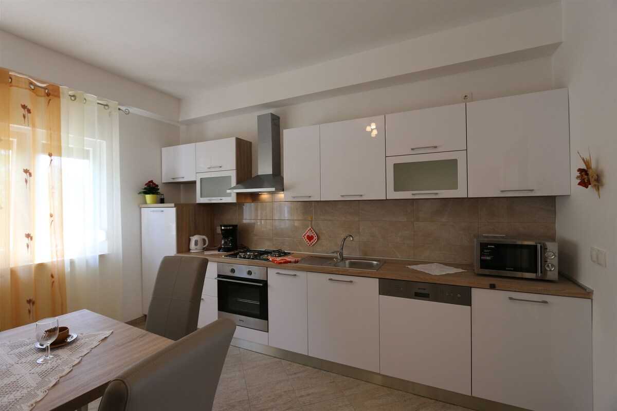 Apartment Car Marica (86119-A1)