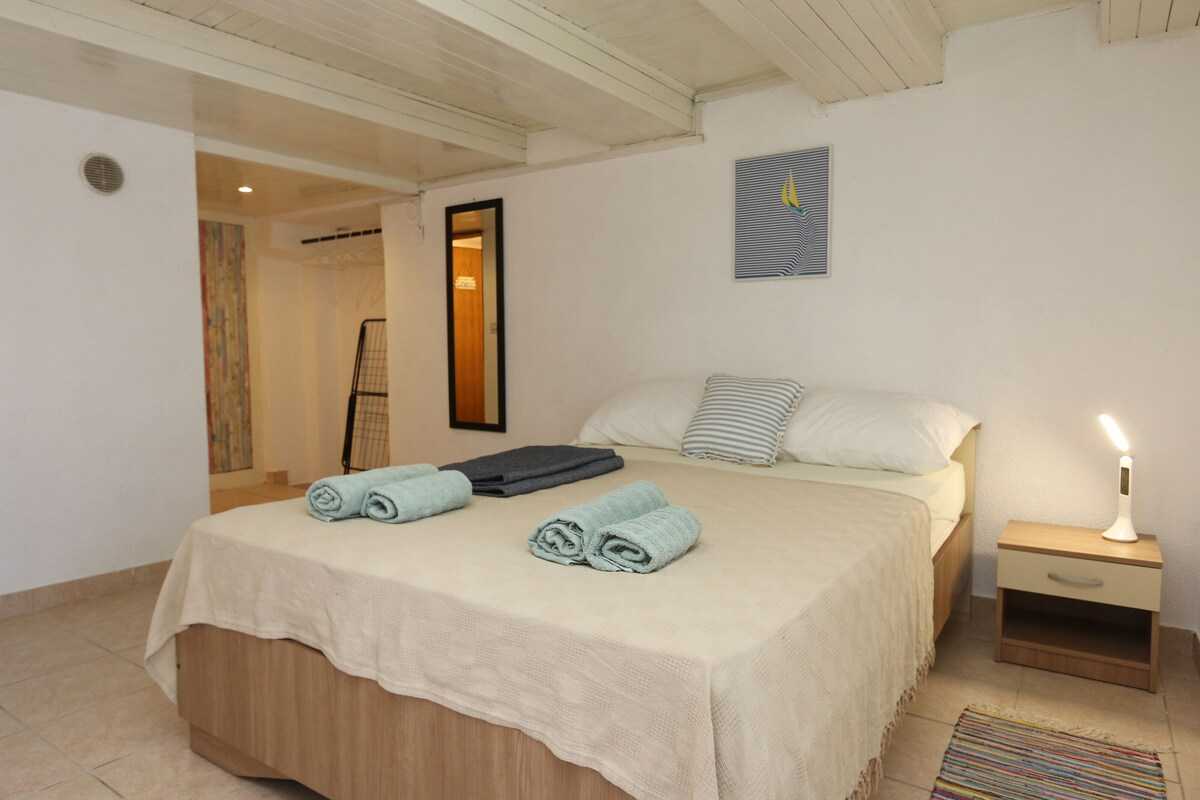 Apartman Mance (49853-A1)