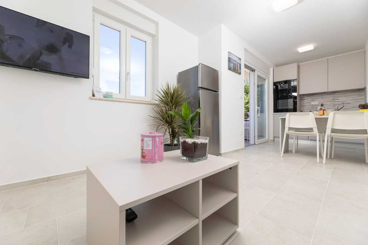 Apartment Sucic 2 (49854-A1)