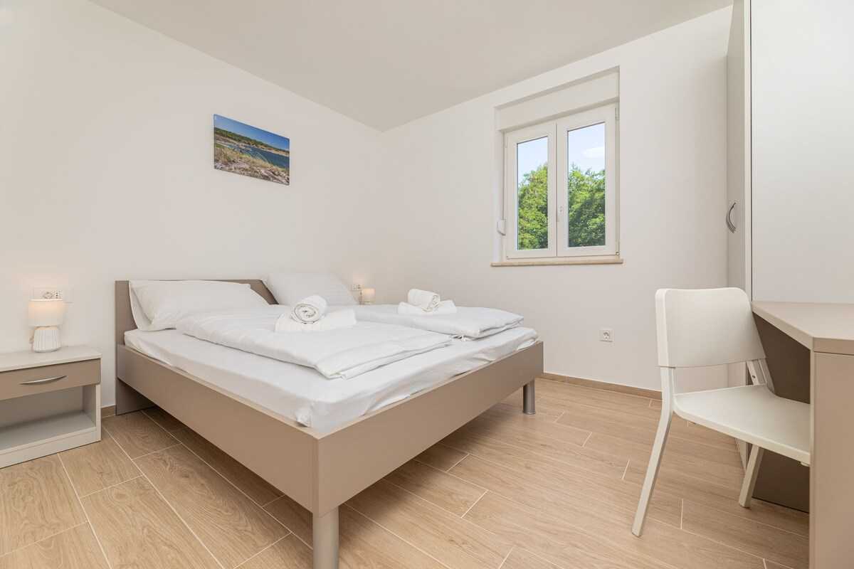 Apartment Sucic 2 (49854-A1)