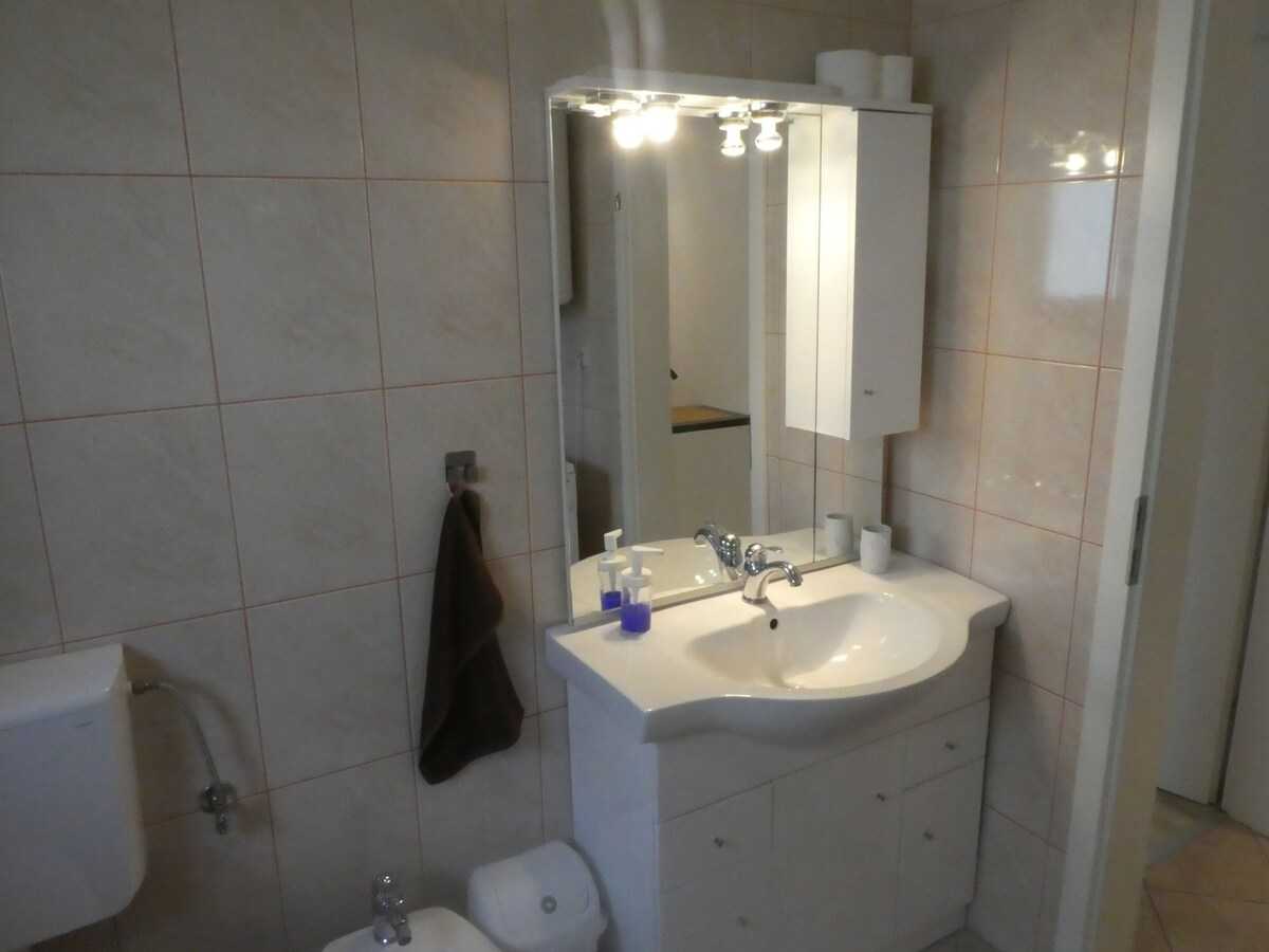 Apartment Dado (49856-A1)