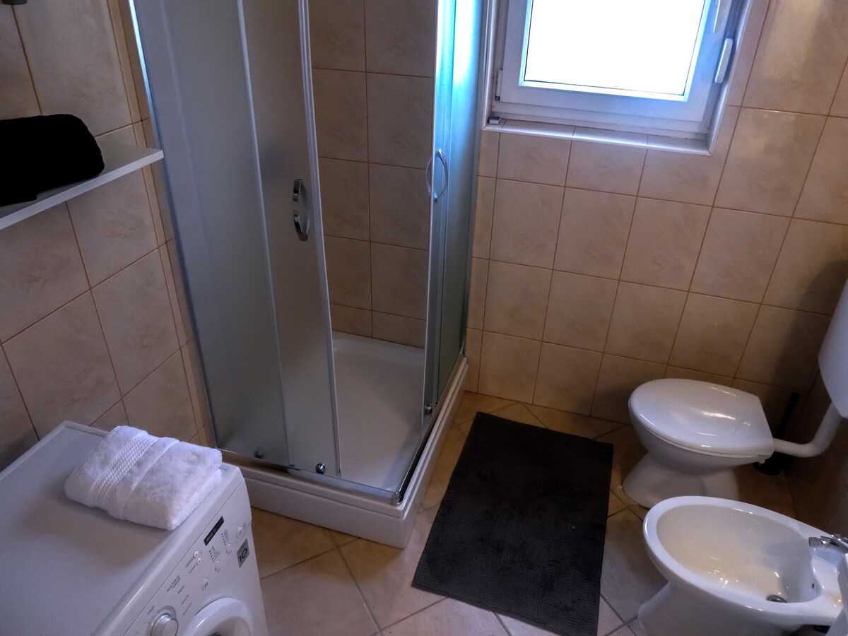 Apartment Dado (49856-A1)