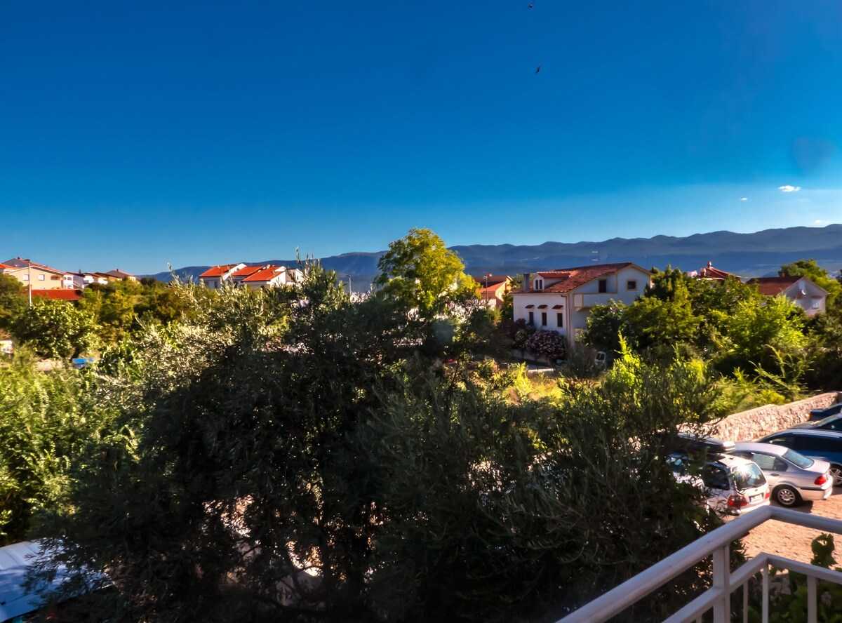 Apartment Dado (49856-A1)