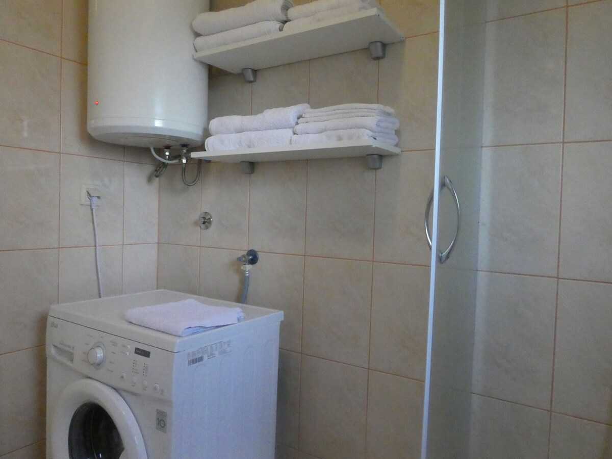 Apartment Dado (49856-A1)