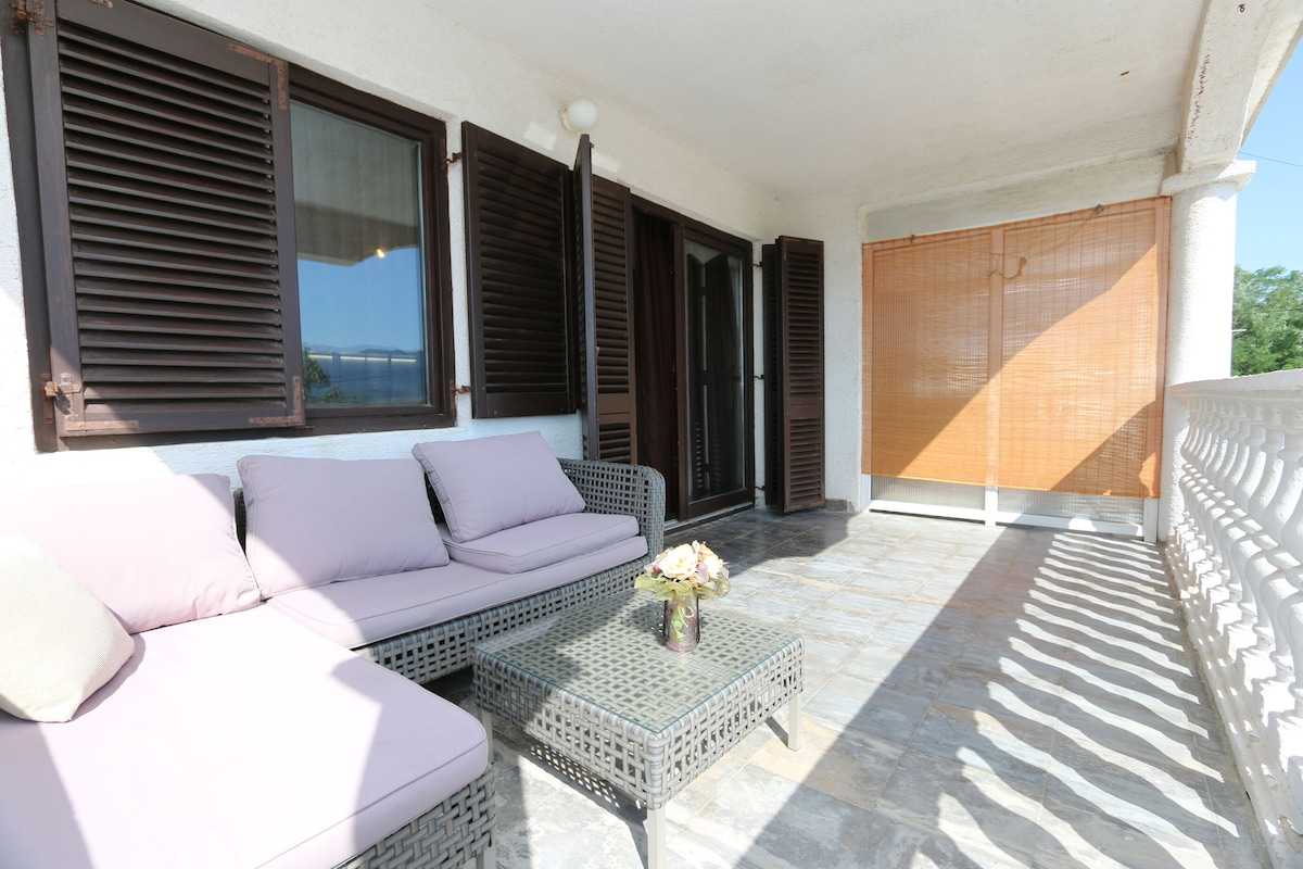 Apartment Lidija (60243-A2)