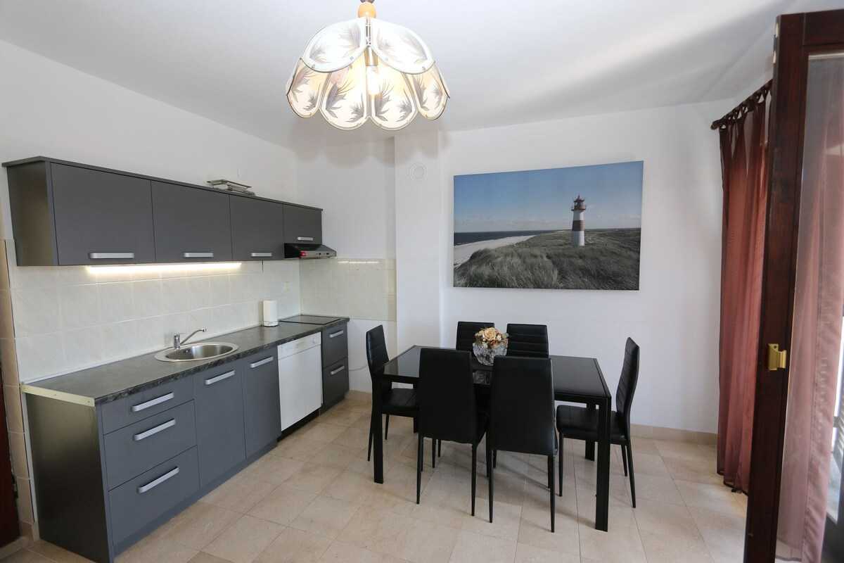 Apartment Lidija (60243-A2)