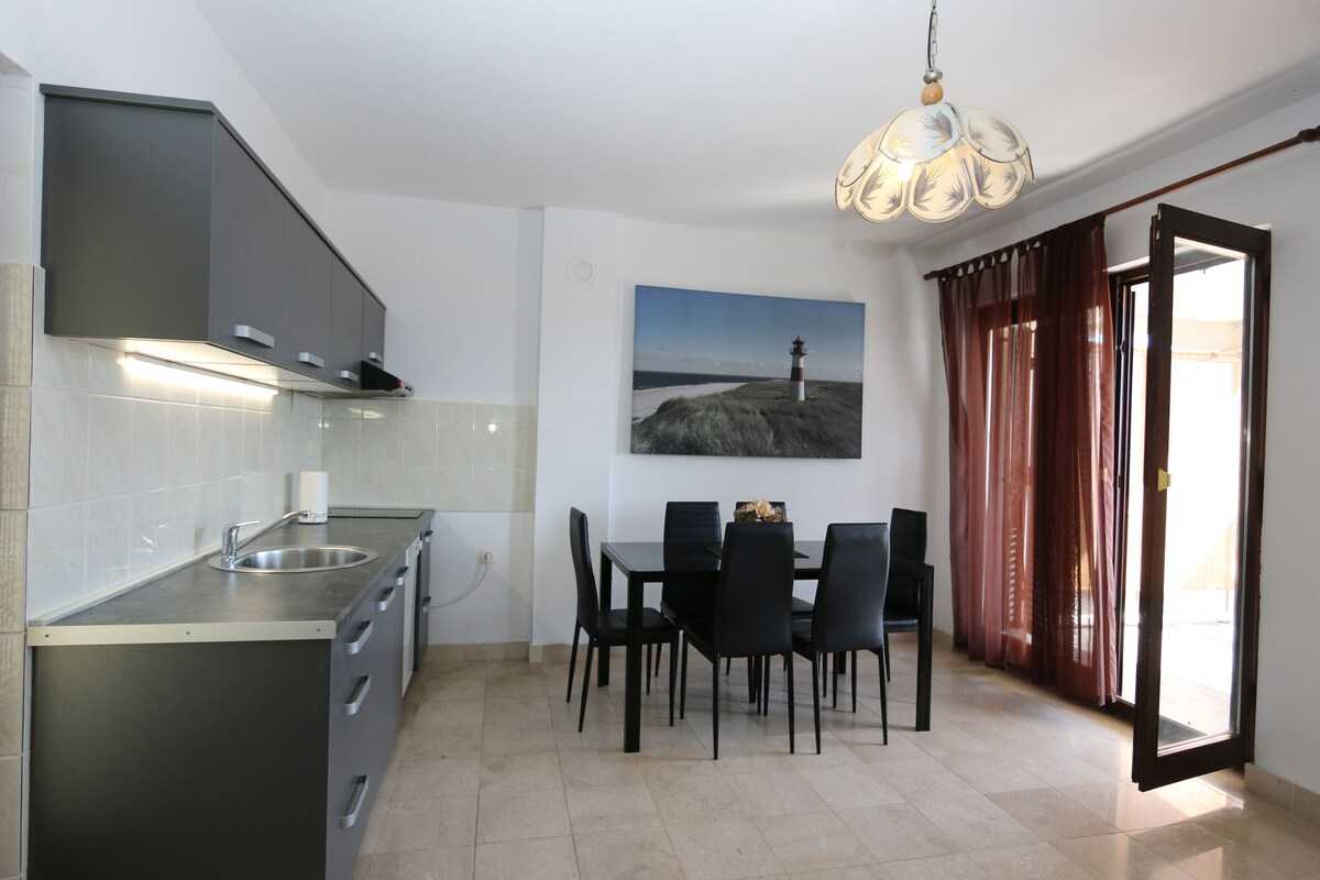 Apartment Lidija (60243-A2)