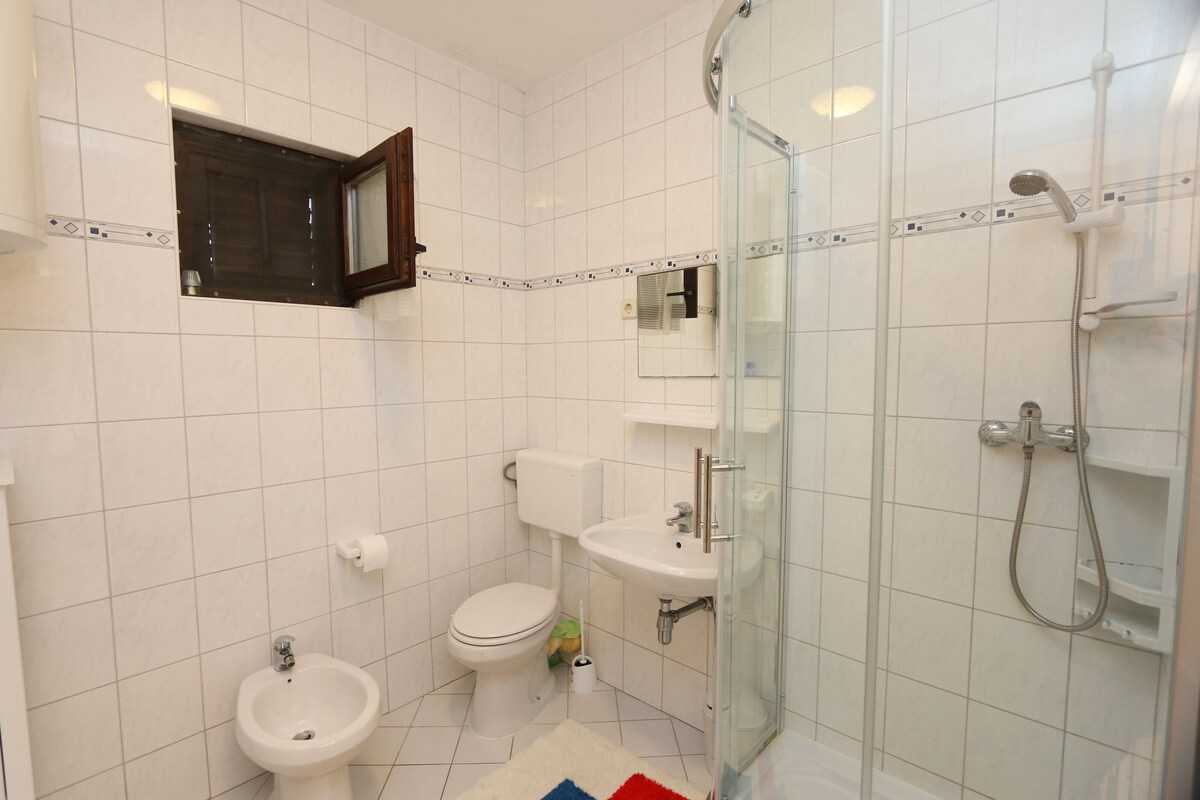 Apartment Tena (60256-A1)