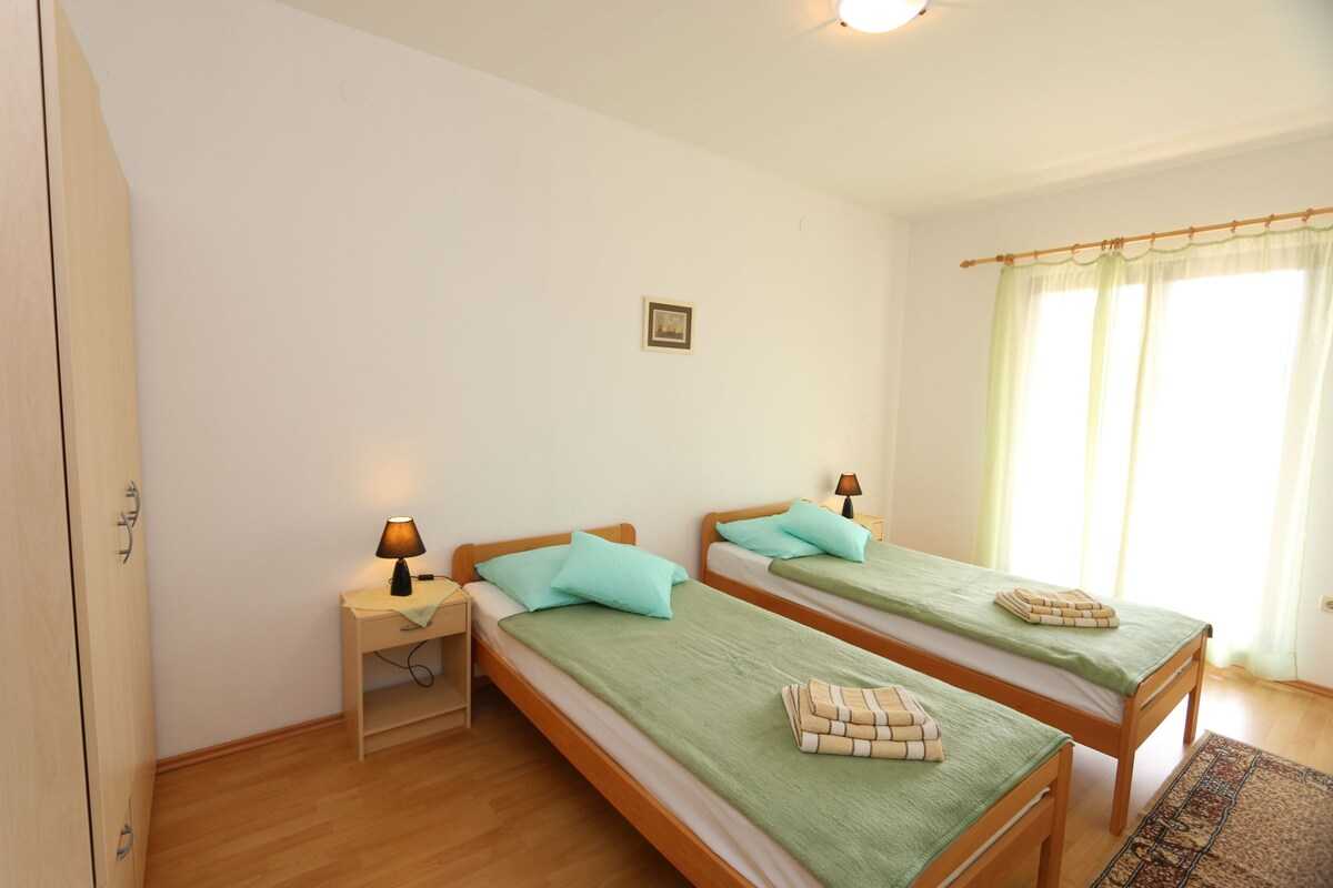 Apartment Tena (60256-A1)