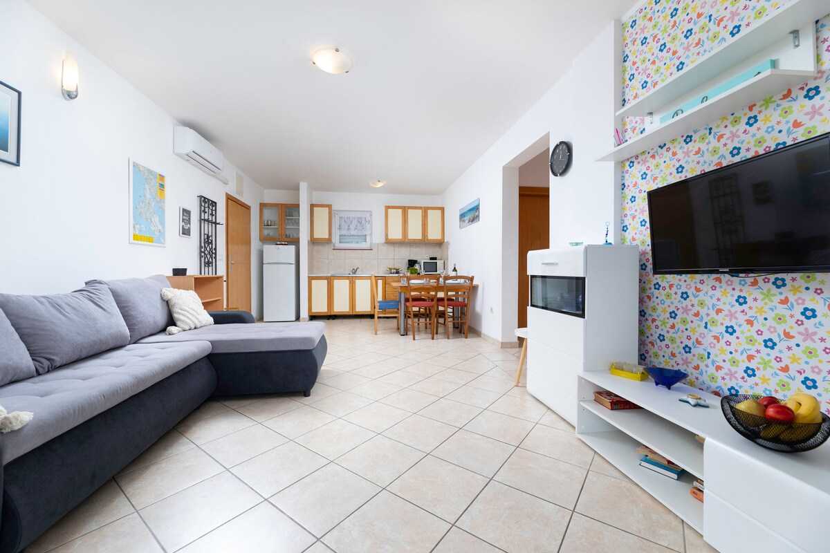 Apartman Mirta (68399-A1)