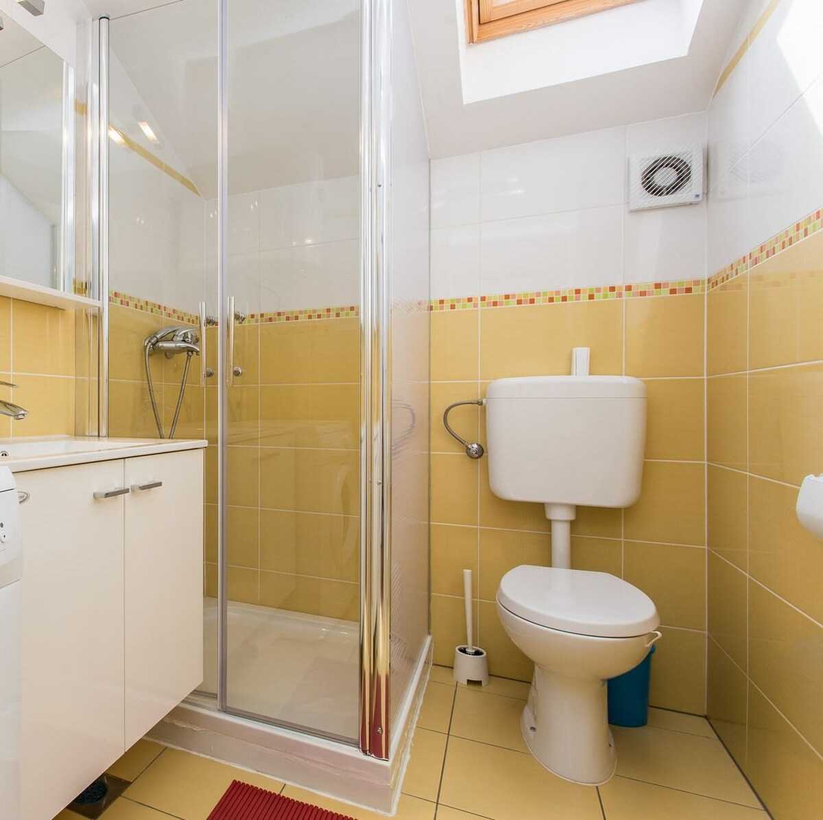 Apartment Laštro Nives (86117-A1)