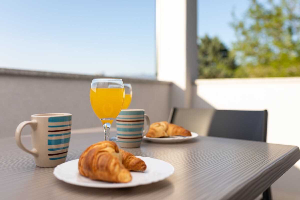 Apartment Grasa (10048-A1)