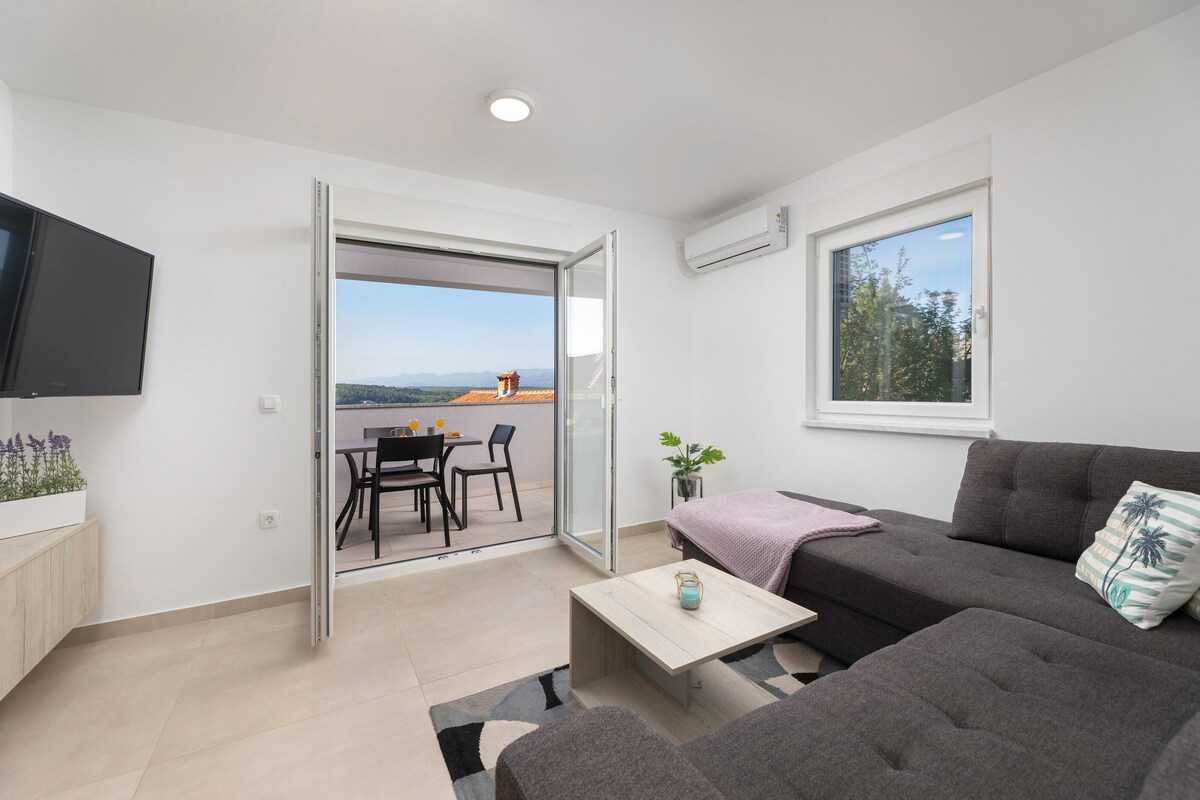 Apartment Grasa (10048-A1)