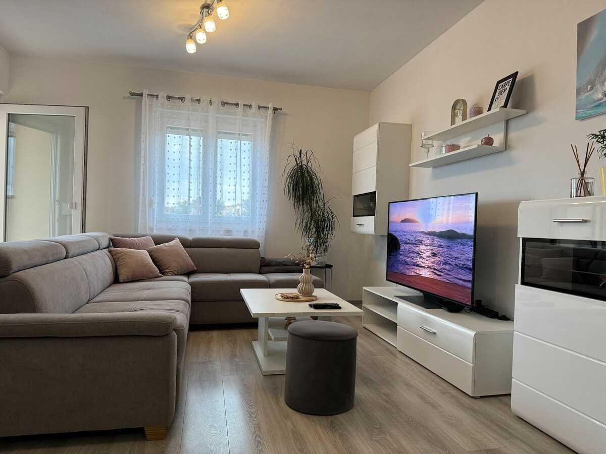 Apartment Matičić (10007-A2)