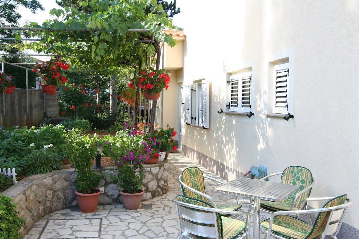 Two Bedroom Apartment, in Silo - island Krk