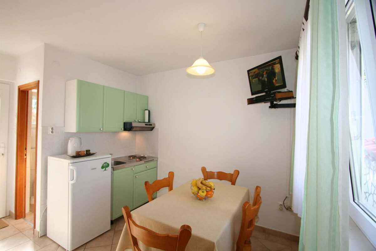 Two Bedroom Apartment, in Silo - island Krk