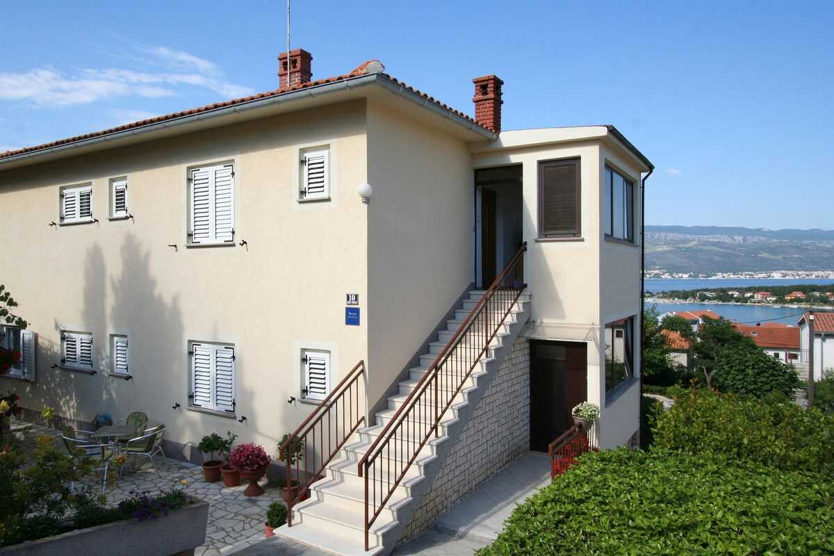 Two Bedroom Apartment, in Silo - island Krk