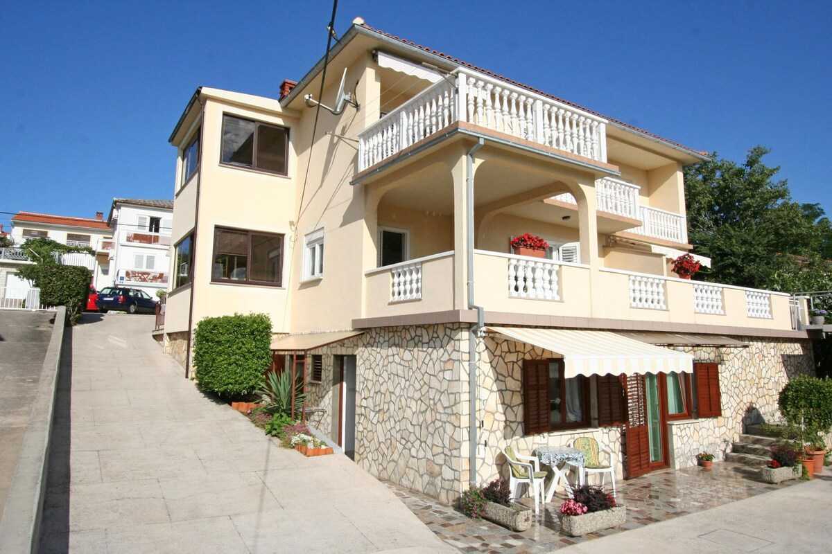 Two Bedroom Apartment, in Silo - island Krk