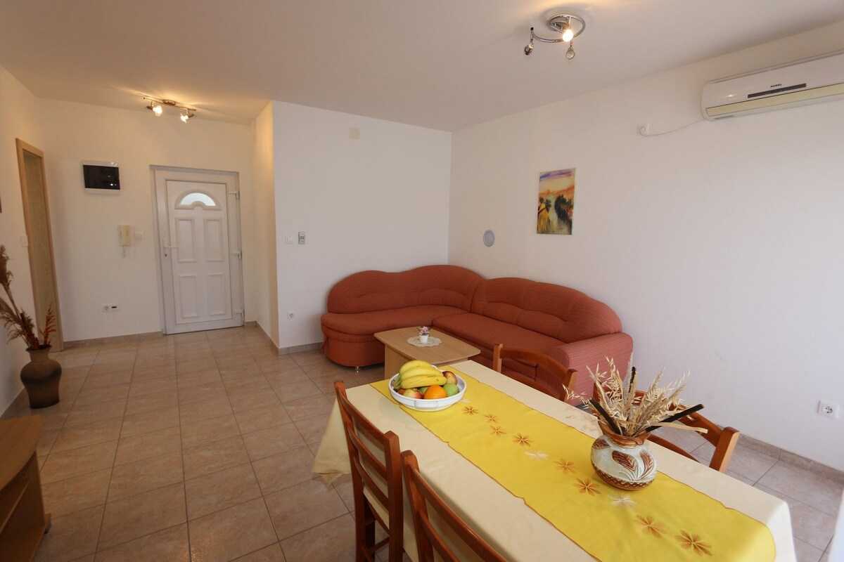 Apartment Dudovic Damir (10033-A3)